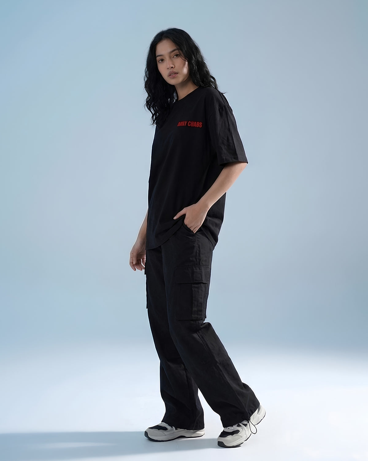 HEAVY THOUGHTS TEE